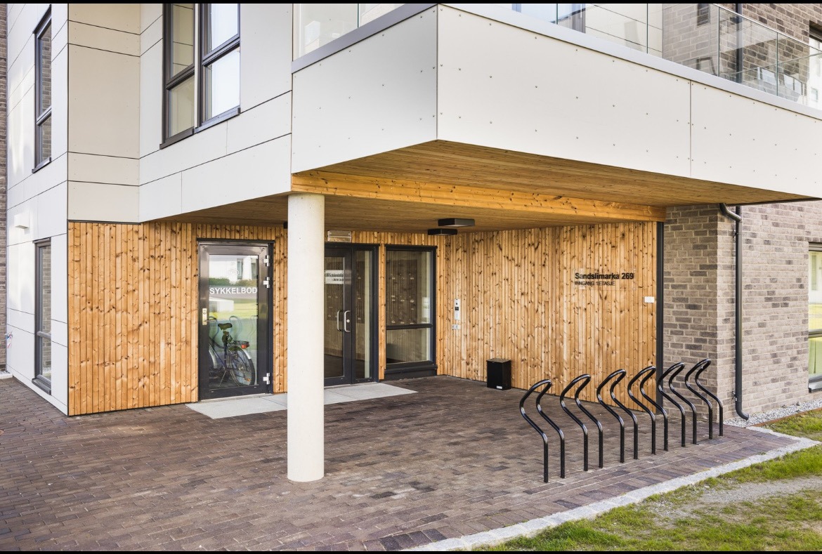 Ingangsparti med uteareal